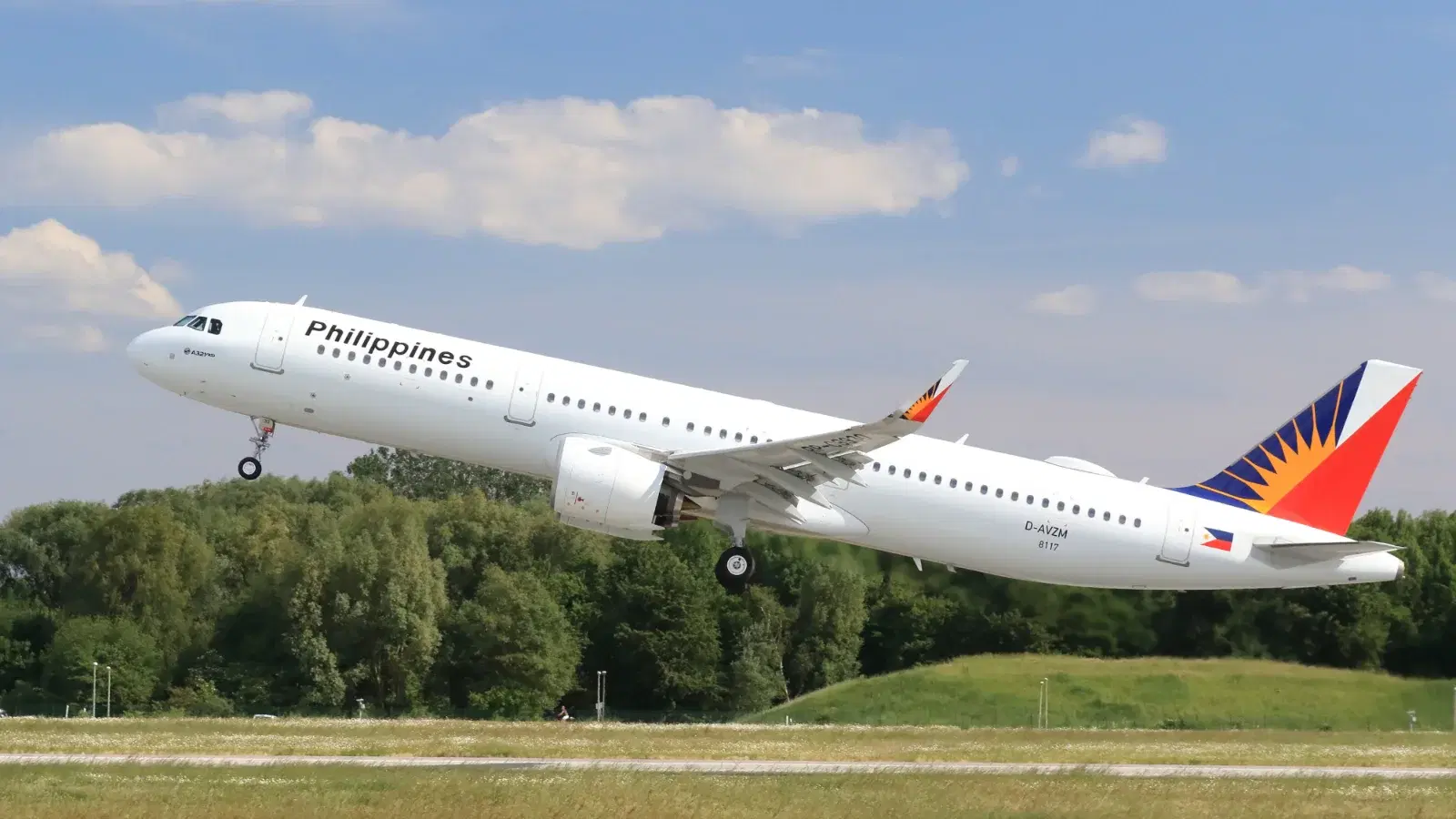 PAL to launch nonstop flights to Delhi and Mumbai