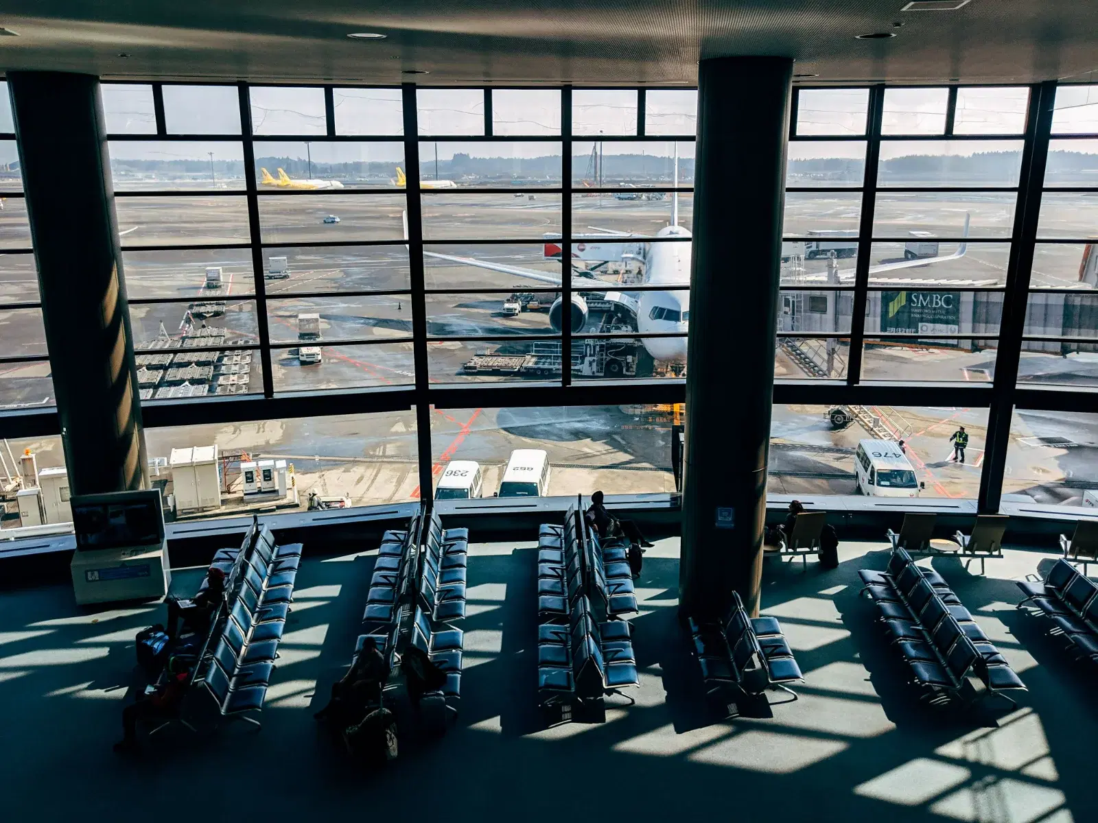 Mumbai airport news: international flight shift deferred