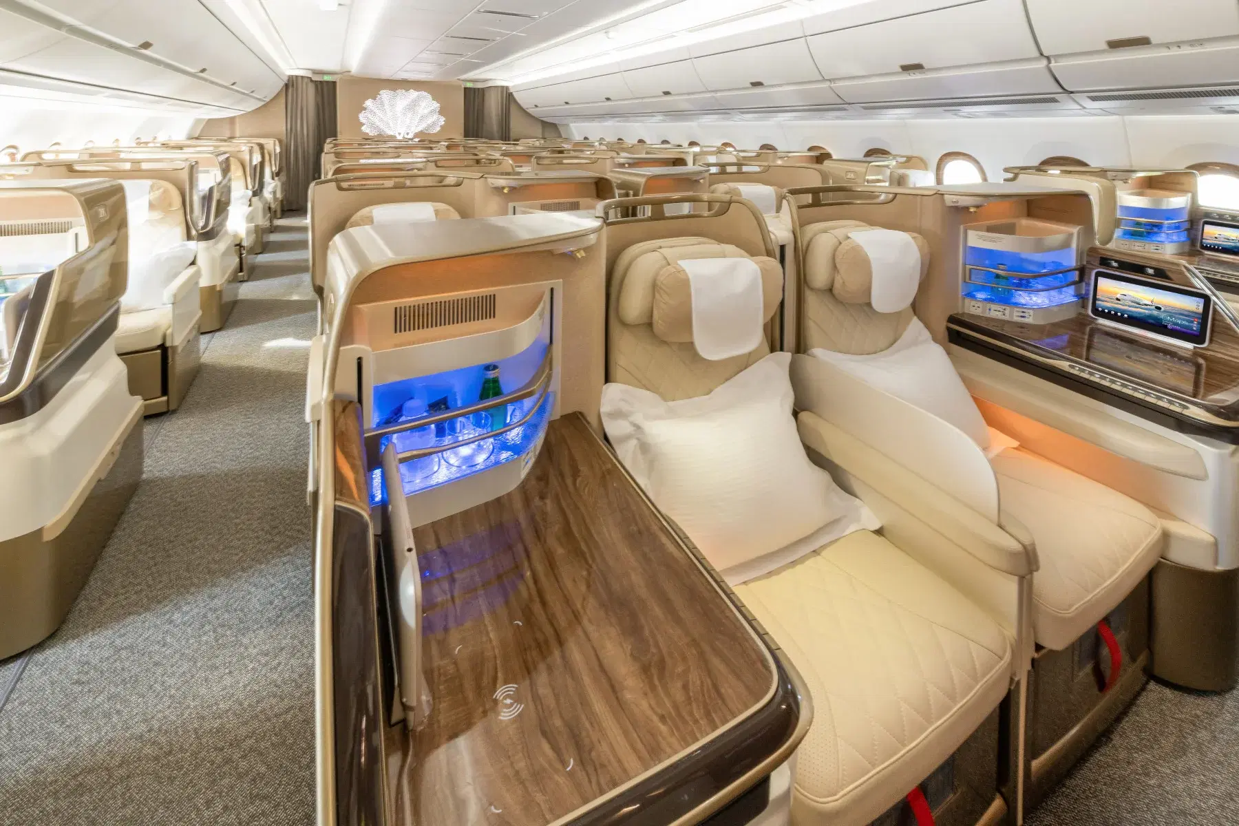 Aviation, Aircraft, Emirates, Airbus A350